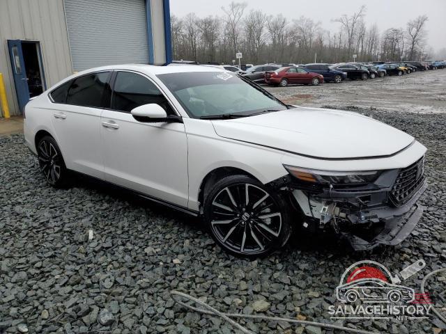 1HGCY2F8XPA009759 2023 HONDA ACCORD photo no. 4