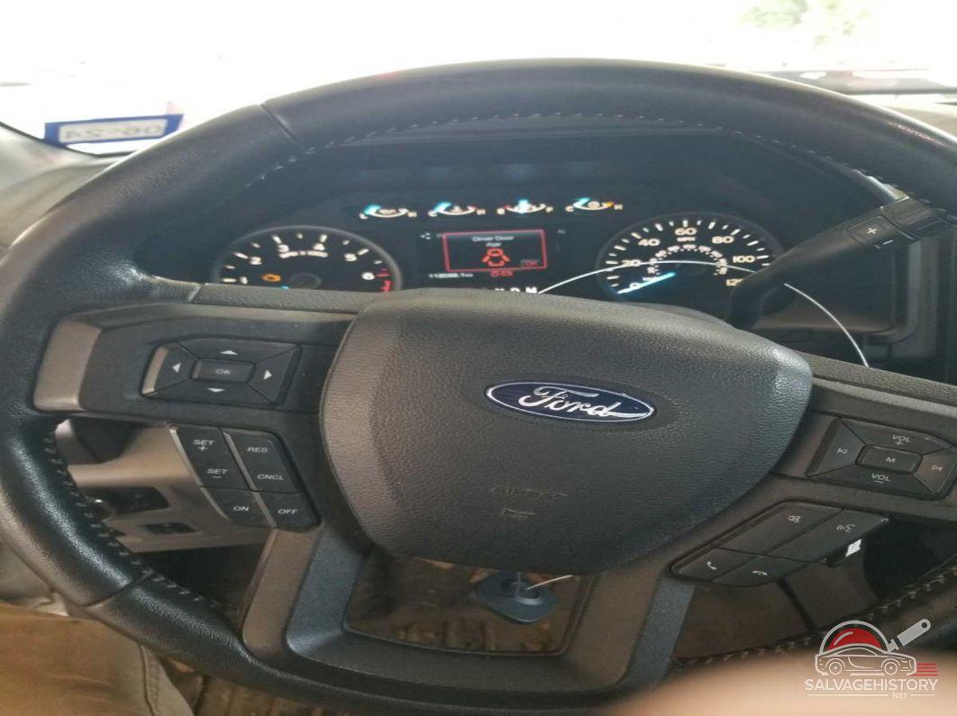 1FTEW1E55JFD61494 2018 FORD F-150 photo no. 4