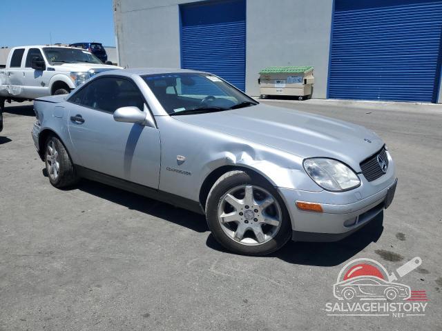 WDBKK47F1YF159153 2000 MERCEDES-BENZ SLK-CLASS photo no. 4