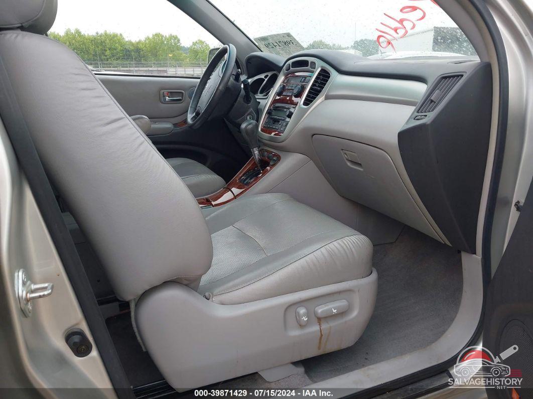 JTEDP21A360106074 2006 TOYOTA HIGHLANDER photo no. 5