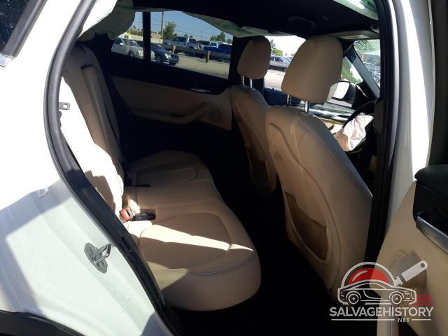 WBXHU7C37H5H36895 2017 BMW X1 photo no. 10