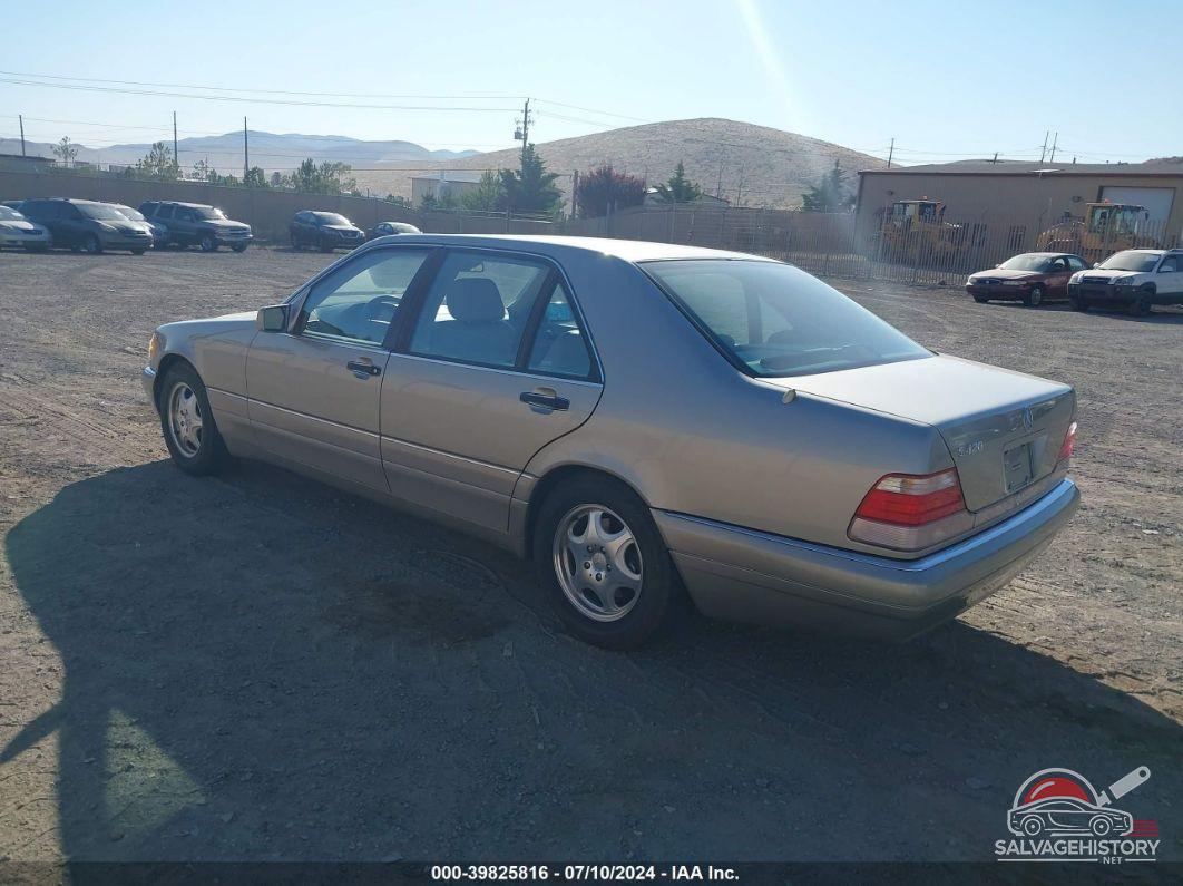 WDBGA43G3WA392050 1998 MERCEDES-BENZ S 420 photo no. 3