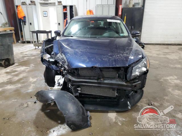1VWBP7A37DC022598 2013 VOLKSWAGEN PASSAT photo no. 5