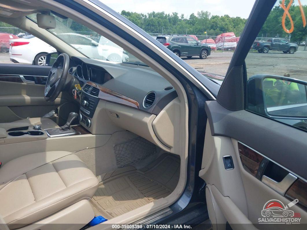 WDDGF8AB7EA933266 2014 MERCEDES-BENZ C 300 photo no. 5