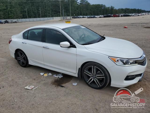 1HGCR2F51HA063746 2017 HONDA ACCORD photo no. 4