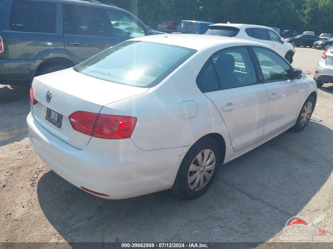 3VW1K7AJ4EM322480 2014 VOLKSWAGEN JETTA photo no. 4