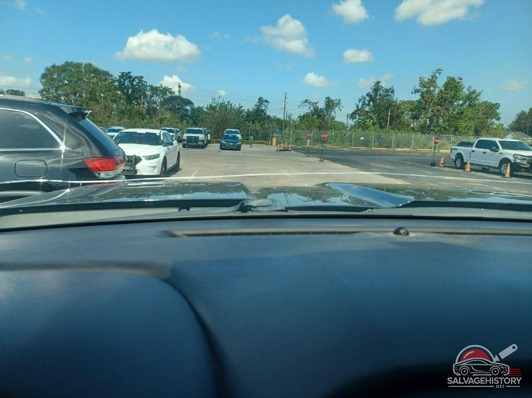 2GC2KREG8K1214206 2019 CHEVROLET SILVERADO 2500HD photo no. 4