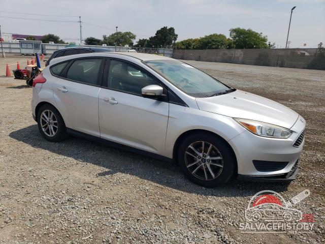 1FADP3K25GL364135 2016 FORD FOCUS photo no. 4