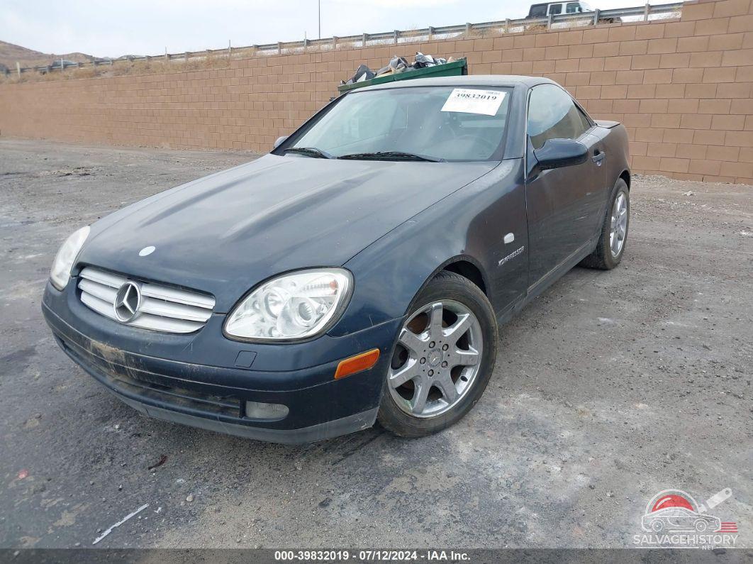 WDBKK47F1WF060961 1998 MERCEDES-BENZ SLK 230 photo no. 2