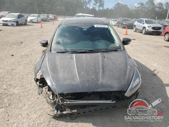 1FADP3K24FL321842 2015 FORD FOCUS photo no. 5