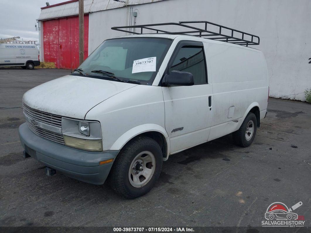 1GCDM19X92B114338 2002 CHEVROLET ASTRO photo no. 2