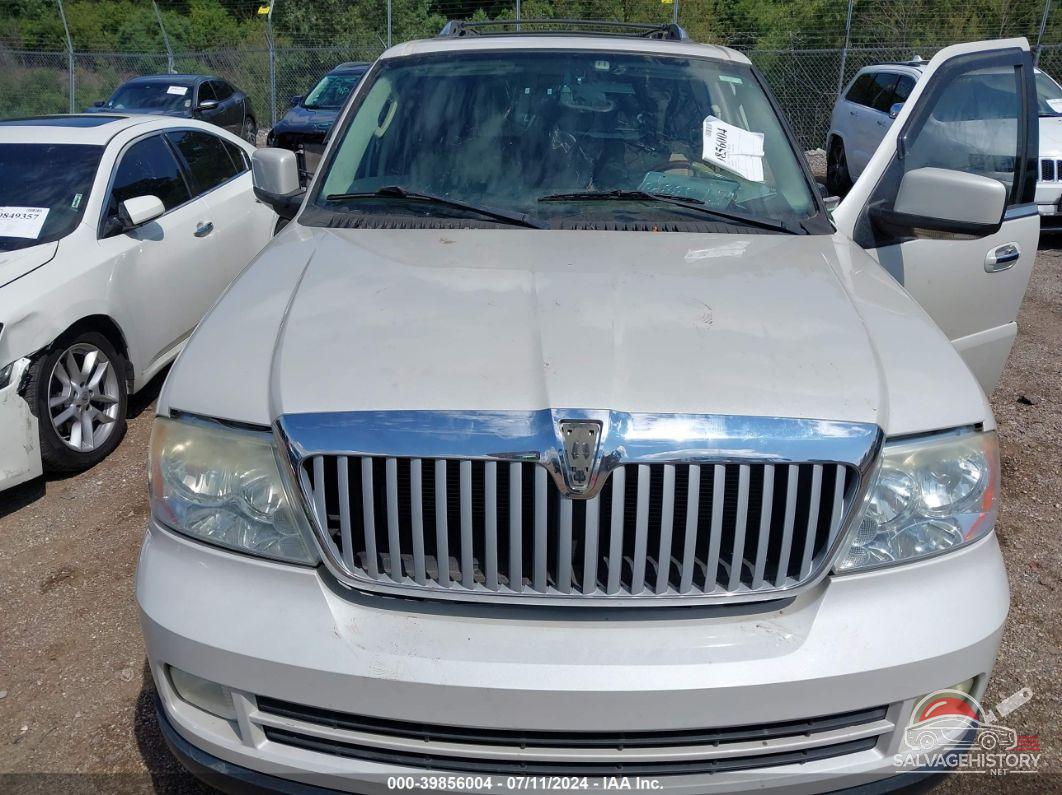5LMFU28515LJ06675 2005 LINCOLN NAVIGATOR photo no. 10