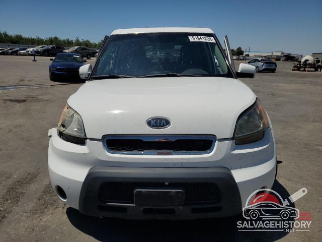KNDJT2A27A7060924 2010 KIA SOUL photo no. 5