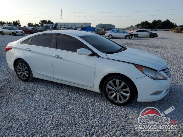 5NPEC4AC9BH219266 2011 HYUNDAI SONATA photo no. 4