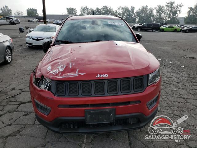 3C4NJDAB8JT281401 2018 JEEP COMPASS photo no. 5