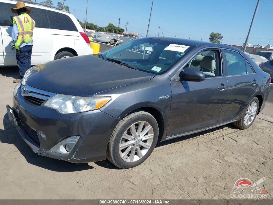 4T1BD1FK2EU126447 2014 TOYOTA CAMRY HYBRID photo no. 2