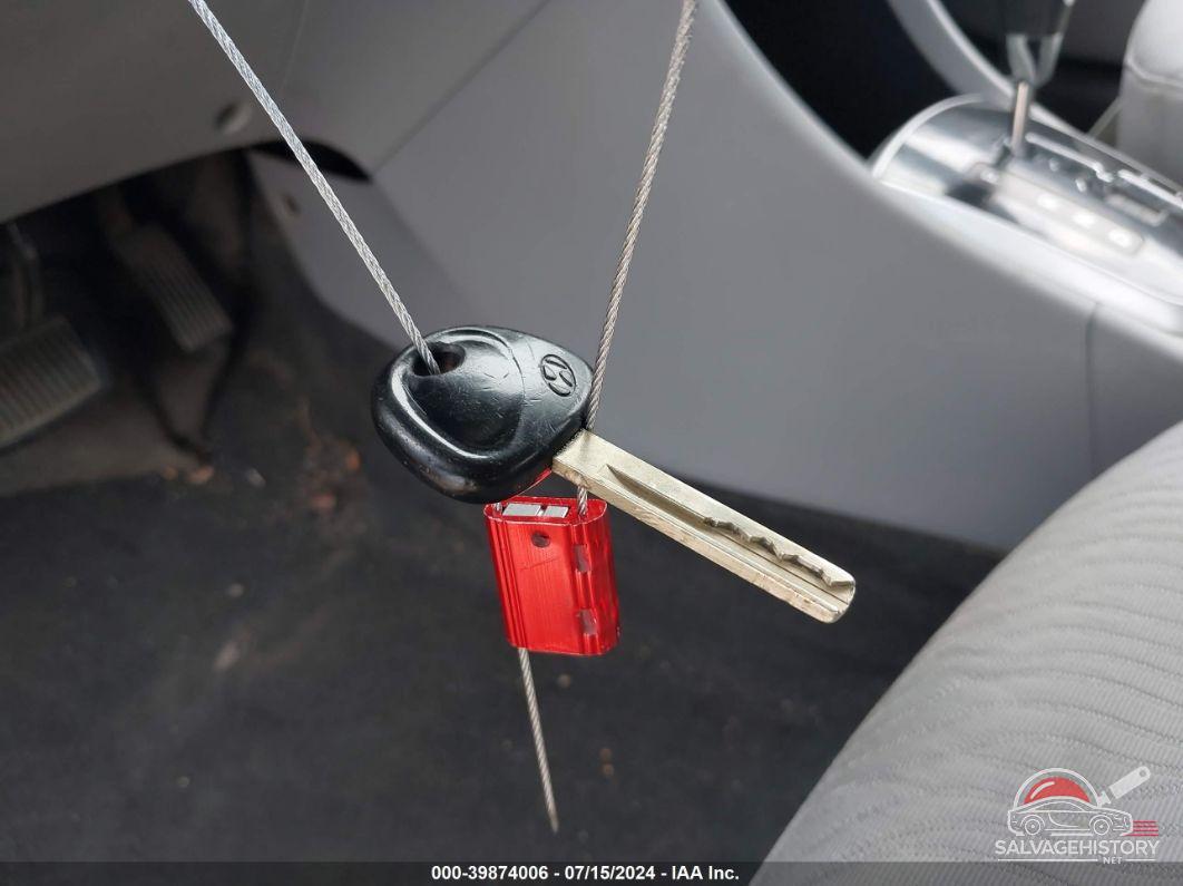 KMHCU4AE7CU185921 2012 HYUNDAI ACCENT photo no. 11