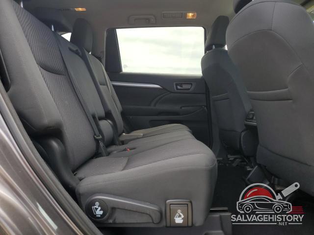 5TDBZRFH3JS820636 2018 TOYOTA HIGHLANDER photo no. 11