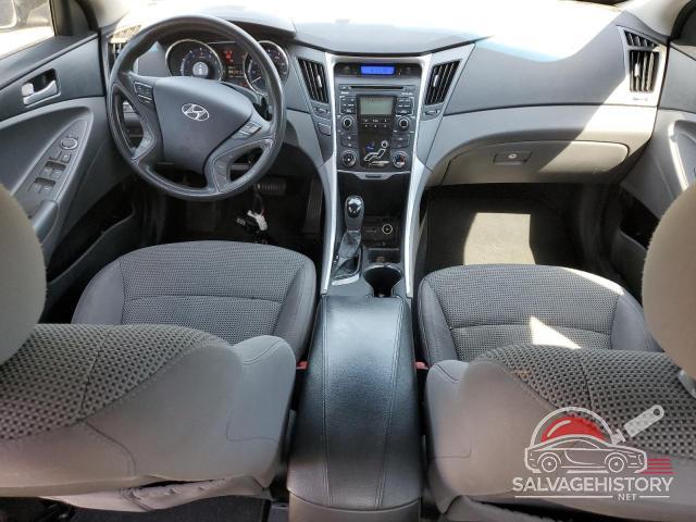 5NPEB4AC4BH261041 2011 HYUNDAI SONATA photo no. 8