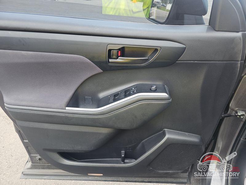 5TDZARAH8MS009612 2021 TOYOTA HIGHLANDER photo no. 4