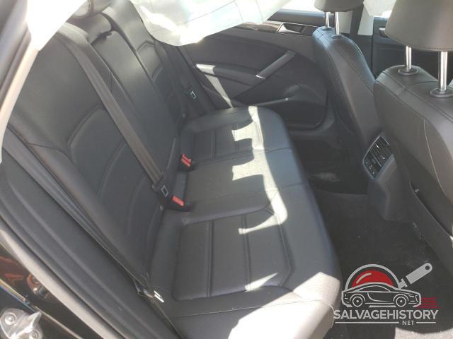 1VWBA7A31JC016275 2018 VOLKSWAGEN PASSAT photo no. 10