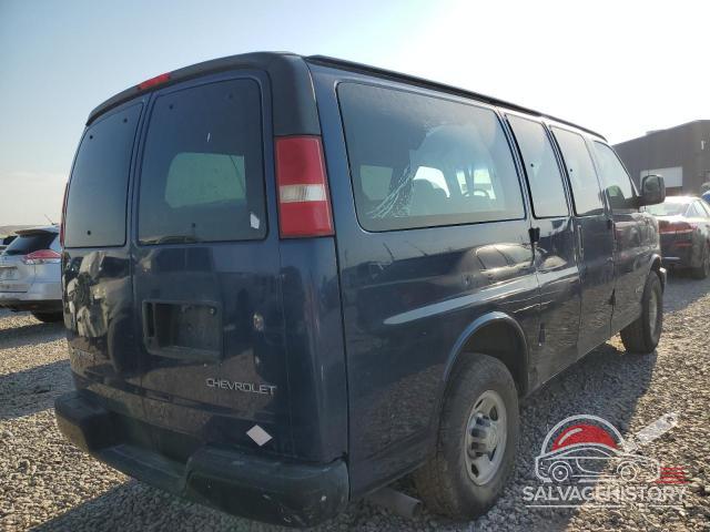 1GAGG25U241193780 2004 CHEVROLET EXPRESS photo no. 3