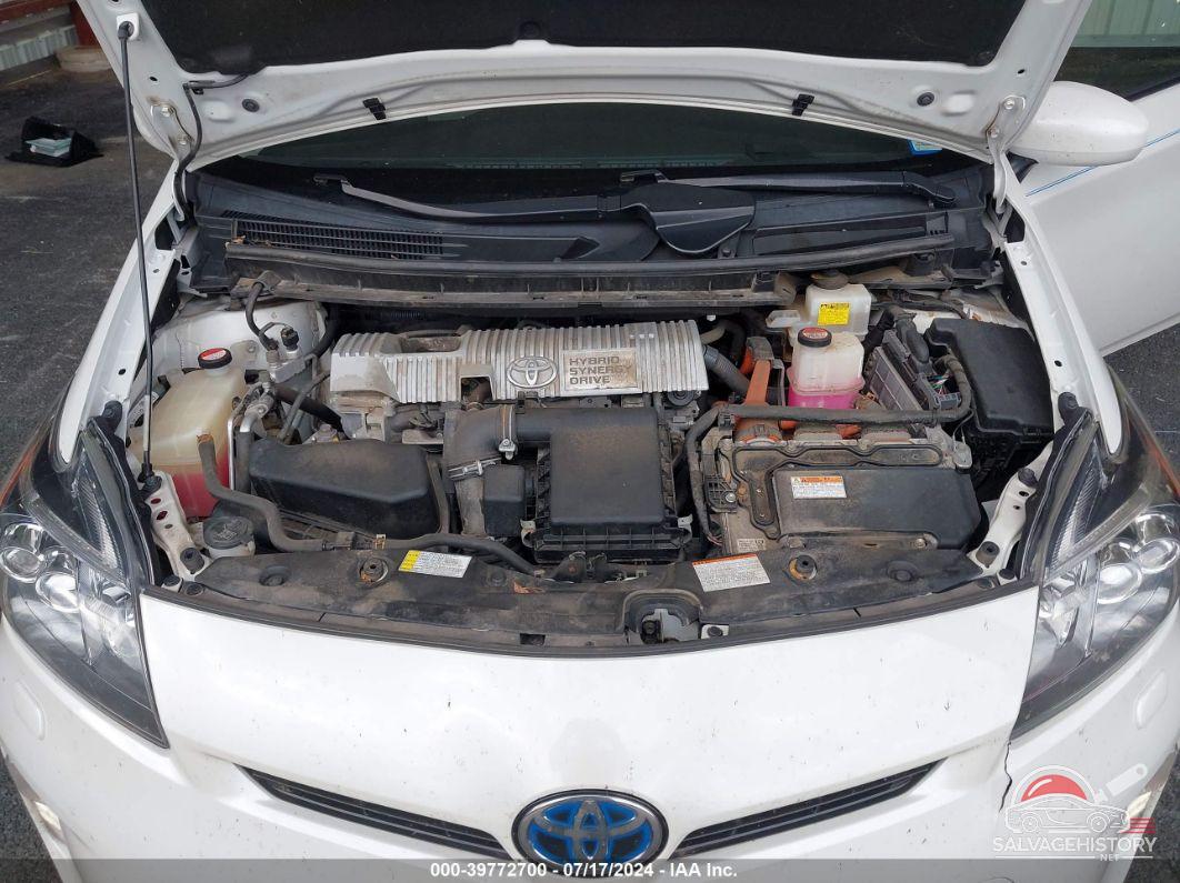 JTDKN3DU2F1967835 2015 TOYOTA PRIUS photo no. 10