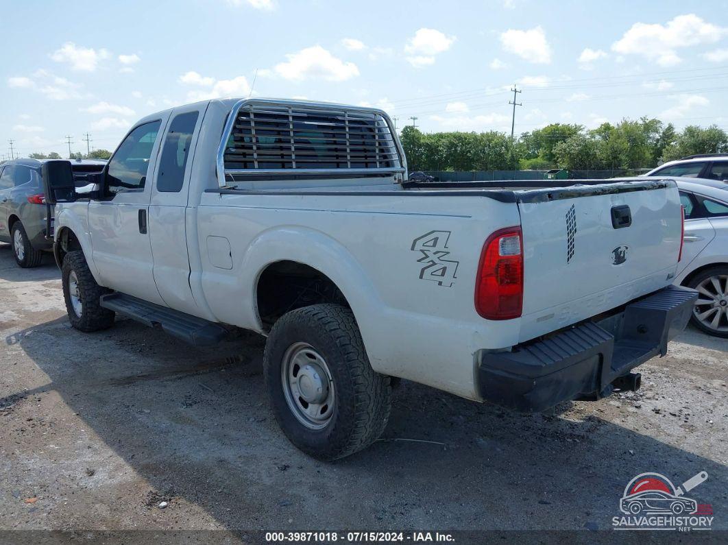 1FT7X3B64BEC38422 2011 FORD SUPER DUTY F-350 SRW photo no. 3