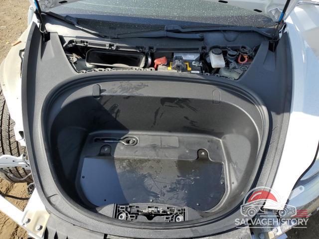 5YJ3E1EA0JF051040 2018 TESLA MODEL 3 photo no. 11