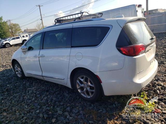 2C4RC1GG8JR292253 2018 CHRYSLER PACIFICA photo no. 2