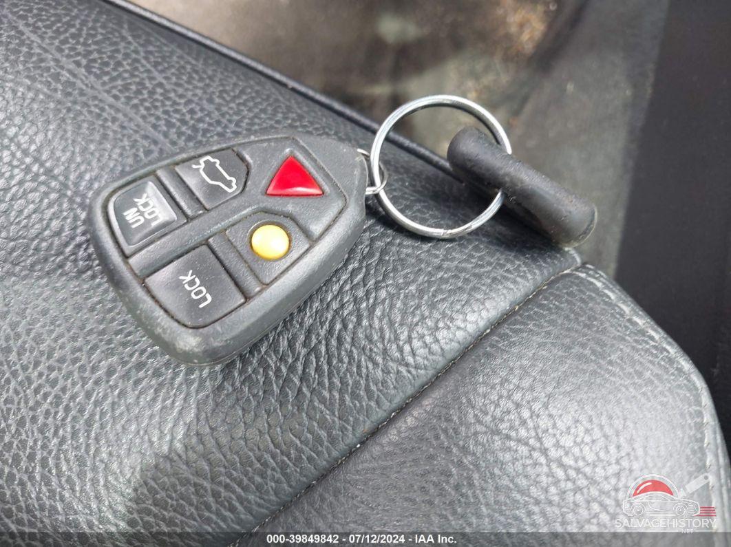 YV1RS61T132271004 2003 VOLVO S60 photo no. 11