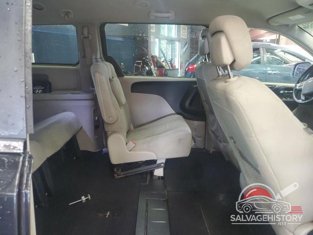 2A4RR5DG4BR665018 2011 CHRYSLER TOWN & COU photo no. 11