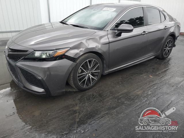 4T1G11AK7MU451356 2021 TOYOTA CAMRY photo no. 18