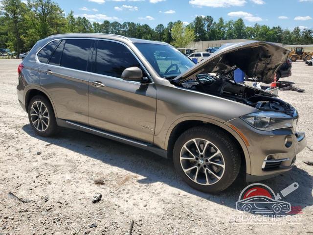 5UXKR0C56J0Y06611 2018 BMW X5 photo no. 4