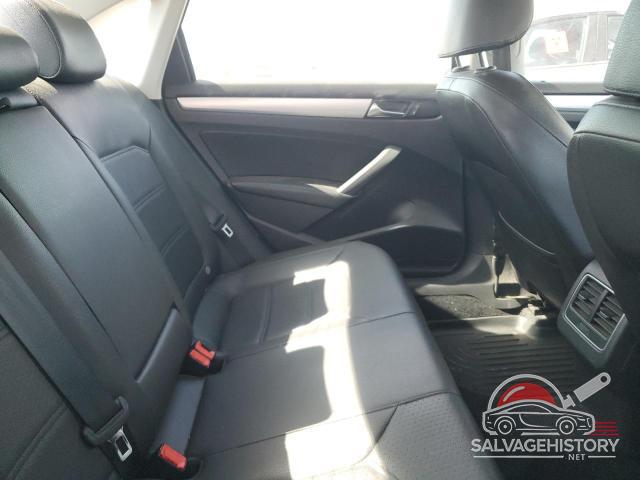 1VWBN7A3XDC052264 2013 VOLKSWAGEN PASSAT photo no. 10