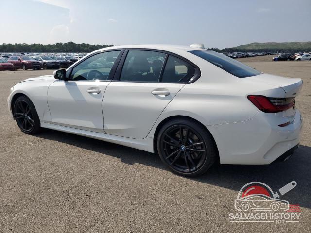 3MW5R7J04M8B47143 2021 BMW 3 SERIES photo no. 2
