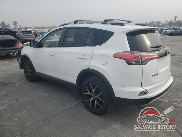 JTMNFREVXHJ711207 2017 TOYOTA RAV4 photo no. 2
