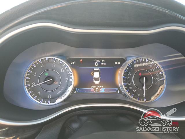 1C3CCCCB7FN500983 2015 CHRYSLER 200 photo no. 9