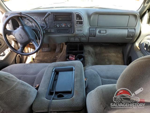 1GKFK16R2XJ809721 1999 GMC SUBURBAN photo no. 8