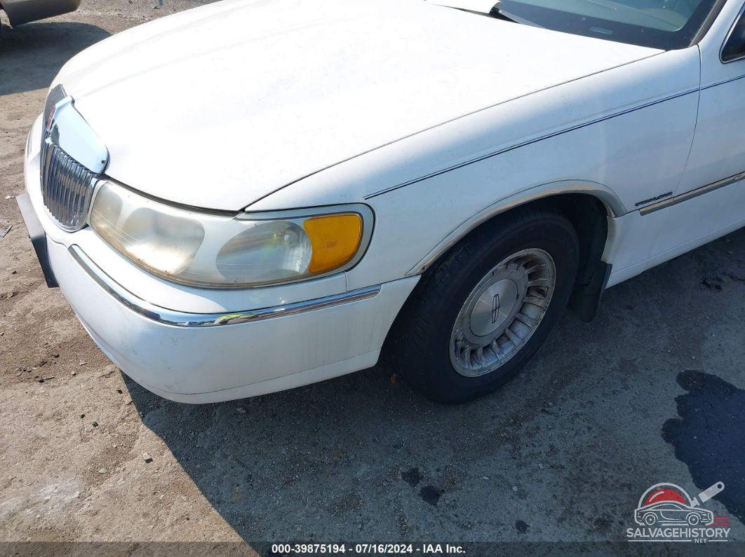1LNFM81W3WY727414 1998 LINCOLN TOWN CAR photo no. 6