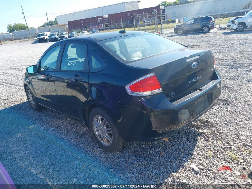 1FAHP3FNXBW100826 2011 FORD FOCUS photo no. 3