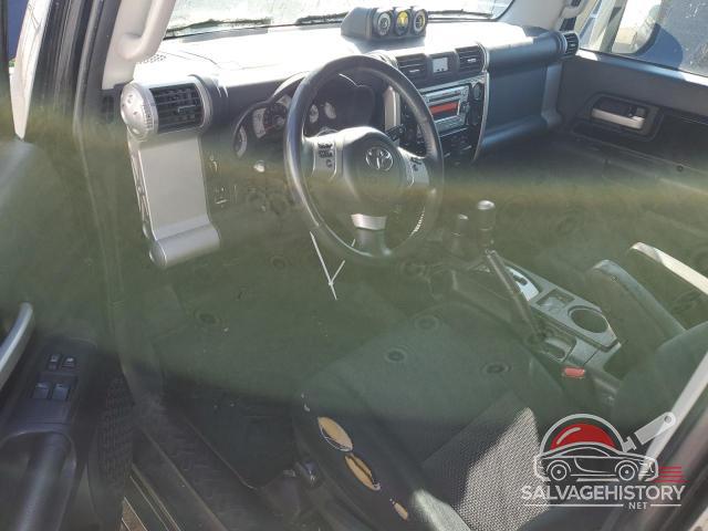 JTEBU4BF3BK113451 2011 TOYOTA FJ CRUISER photo no. 8