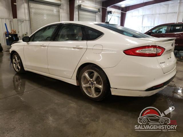 3FA6P0H73FR267218 2015 FORD FUSION photo no. 2
