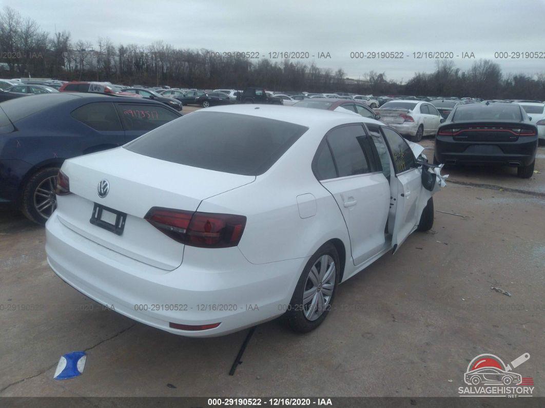 3VW167AJ2HM299872 2017 VOLKSWAGEN JETTA photo no. 4