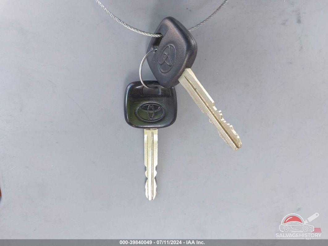 JTDJT4K31A5321771 2010 TOYOTA YARIS photo no. 11