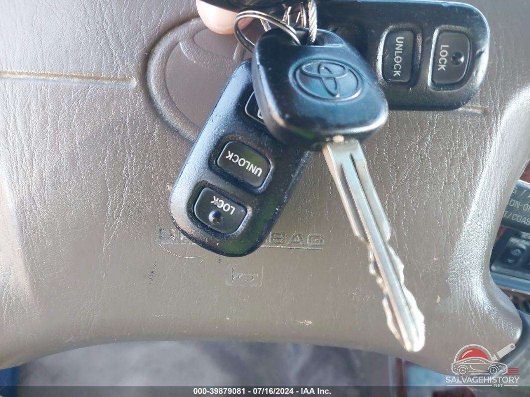 JT3GN87R0Y0145252 2000 TOYOTA 4RUNNER photo no. 11