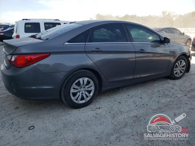 5NPEB4AC7BH035768 2011 HYUNDAI SONATA photo no. 3