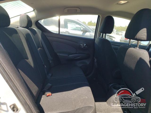 3N1CN7AP8FL806458 2015 NISSAN VERSA photo no. 10