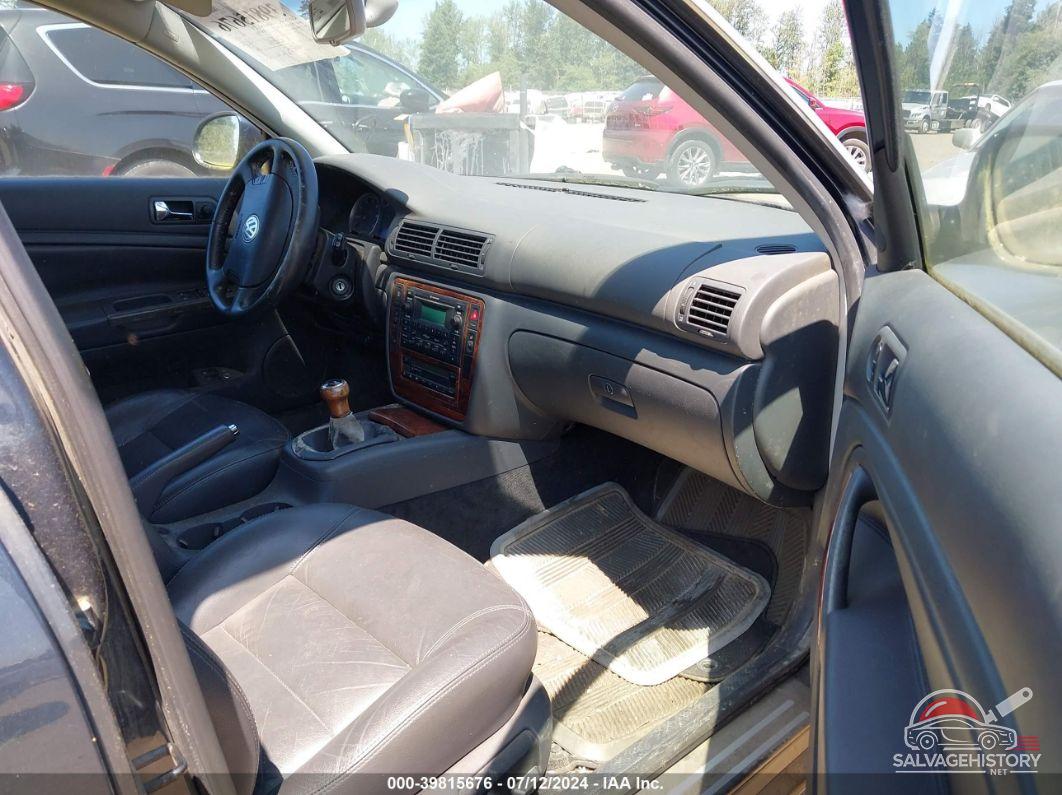 WVWRH63B54P190617 2004 VOLKSWAGEN PASSAT photo no. 5