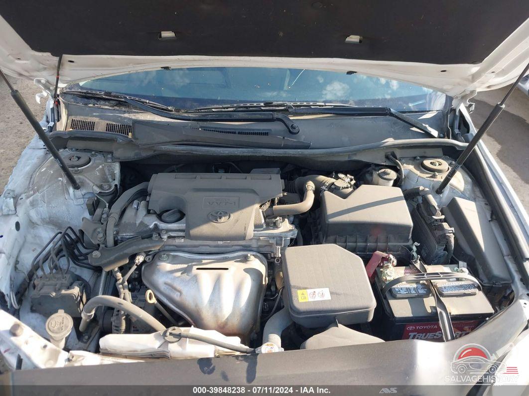 4T1BF1FK0HU393665 2017 TOYOTA CAMRY photo no. 10
